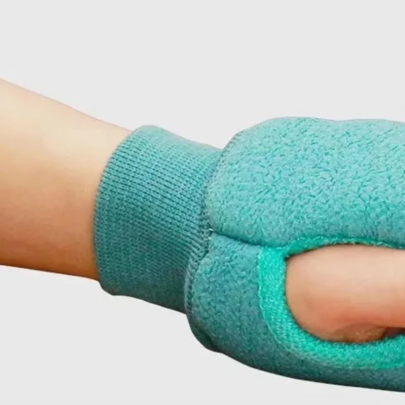 Exfoliating Grooming Mitt – Deep Cleaning Scrub Glove for Pets